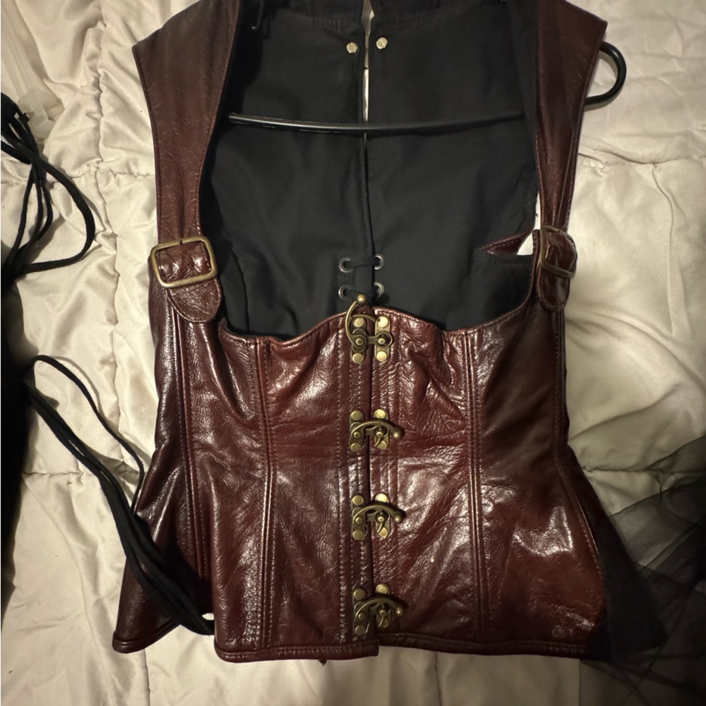 Brown corset